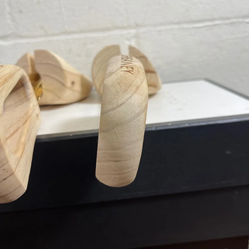 Cheaney Wood Shoe Trees Natural‎ Split Toe Gold Tone Hardware Size L UK 10 – 11
